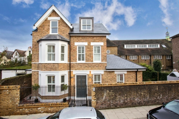 2-St-Johns-Road-19.JPG